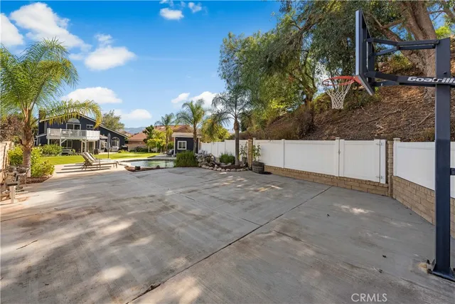 $1,255,000 | 22435 Cardiff Drive, Saugus, CA 91350