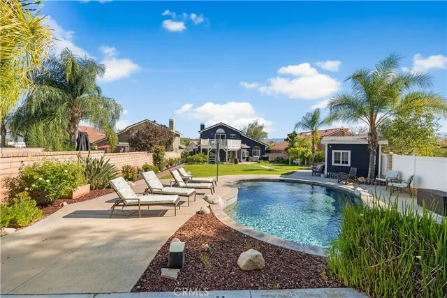 $1,255,000 | 22435 Cardiff Drive, Saugus, CA 91350