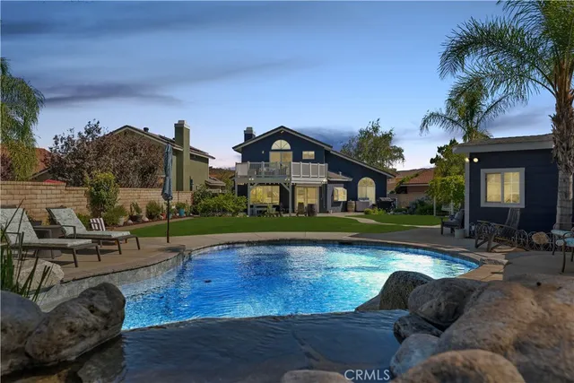 $1,255,000 | 22435 Cardiff Drive, Saugus, CA 91350