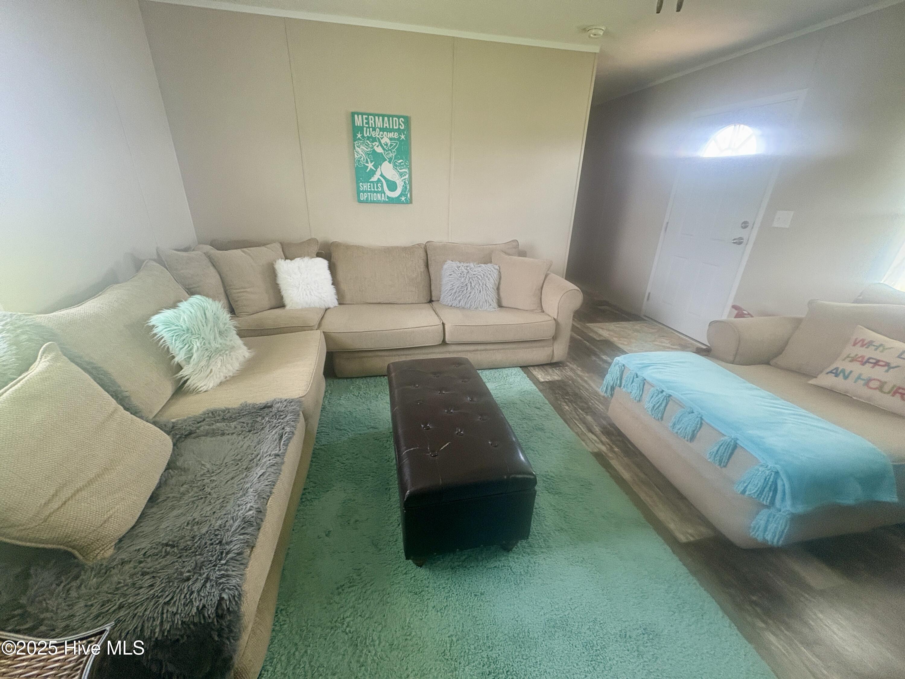 649 Turnpike Road Belvidere, NC 27919 - Photo 15 of 28 Living Room