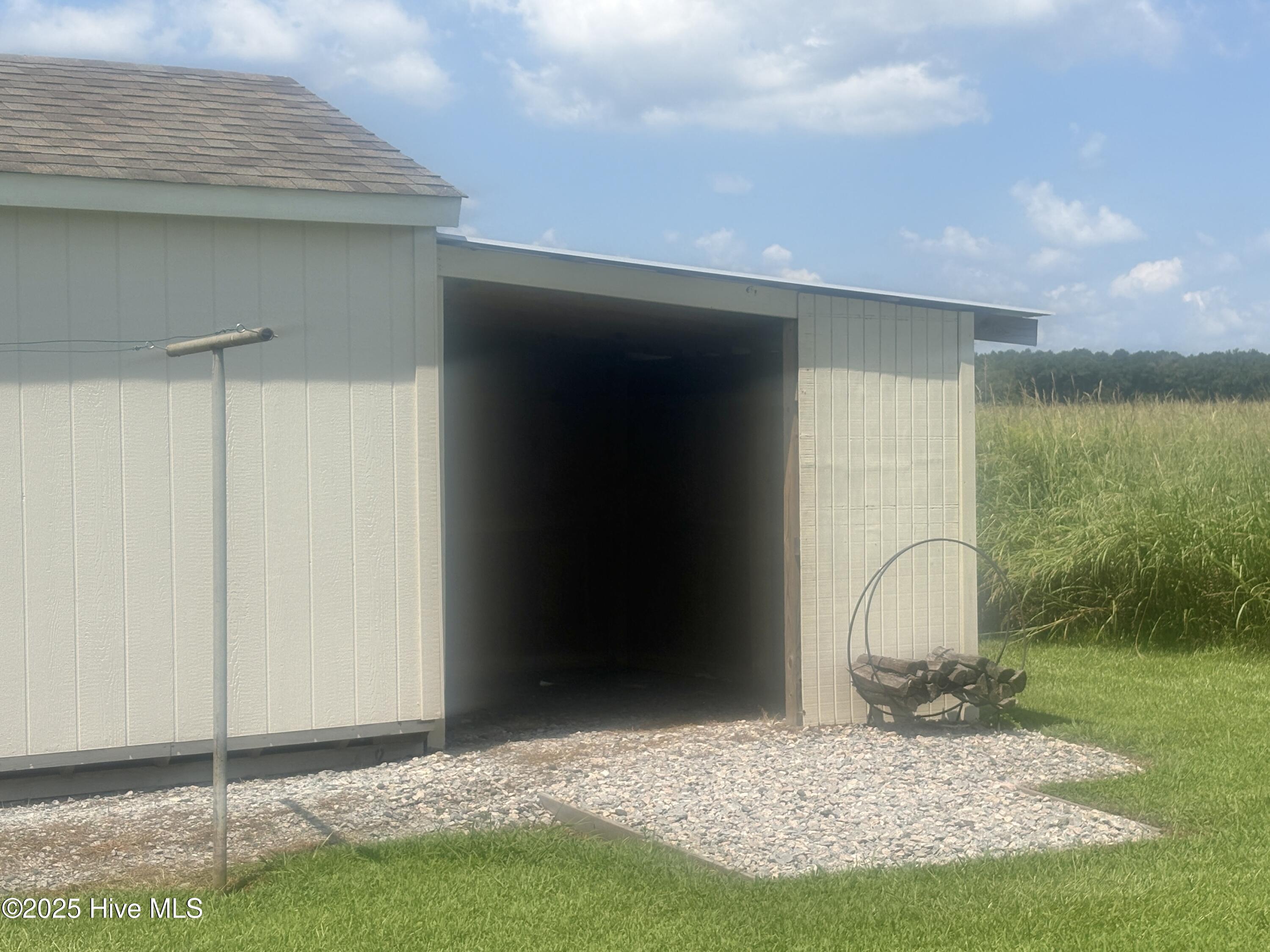 649 Turnpike Road Belvidere, NC 27919 - Photo 4 of 28 Lean-To