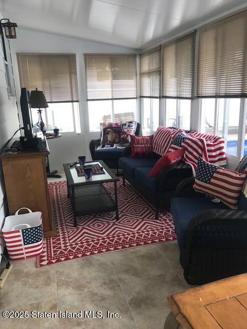 475 Beach Road Staten Island, NY 10312 - Photo 8 of 15 IMG_2286