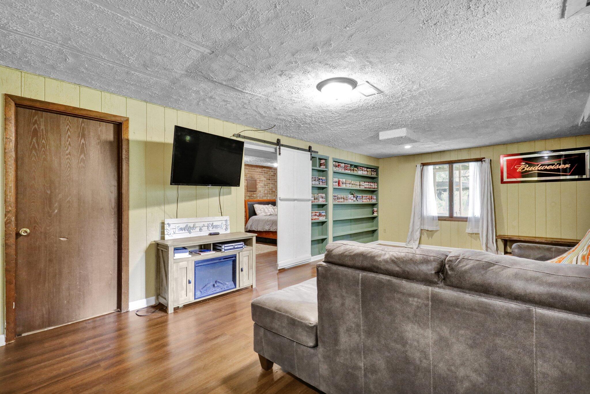 6070 Valley Trail Dimondale, MI 48821 - Photo 29 of 63 22-web-or-mls-Open Ended Media-21