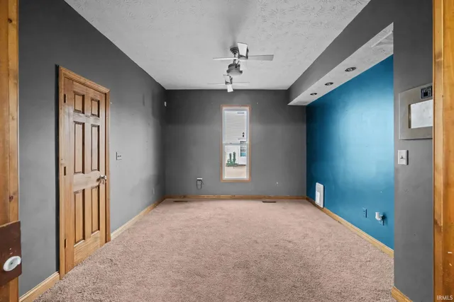 $220,000 | 214 East Columbia Street, Flora, IN 46929