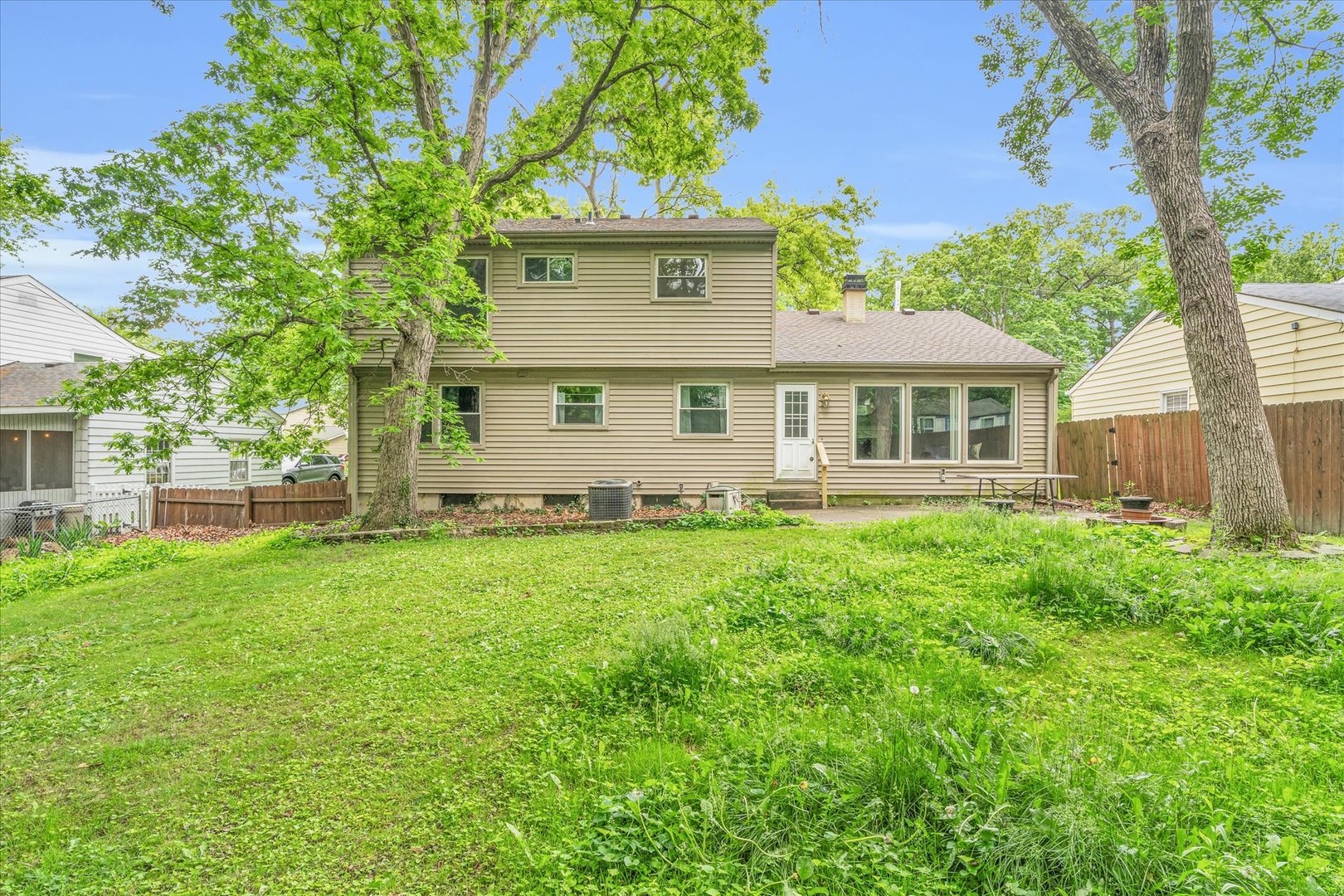 58 Woodhill Court Decatur, IL 62521 - Photo 26 of 29 front view of house with a yard