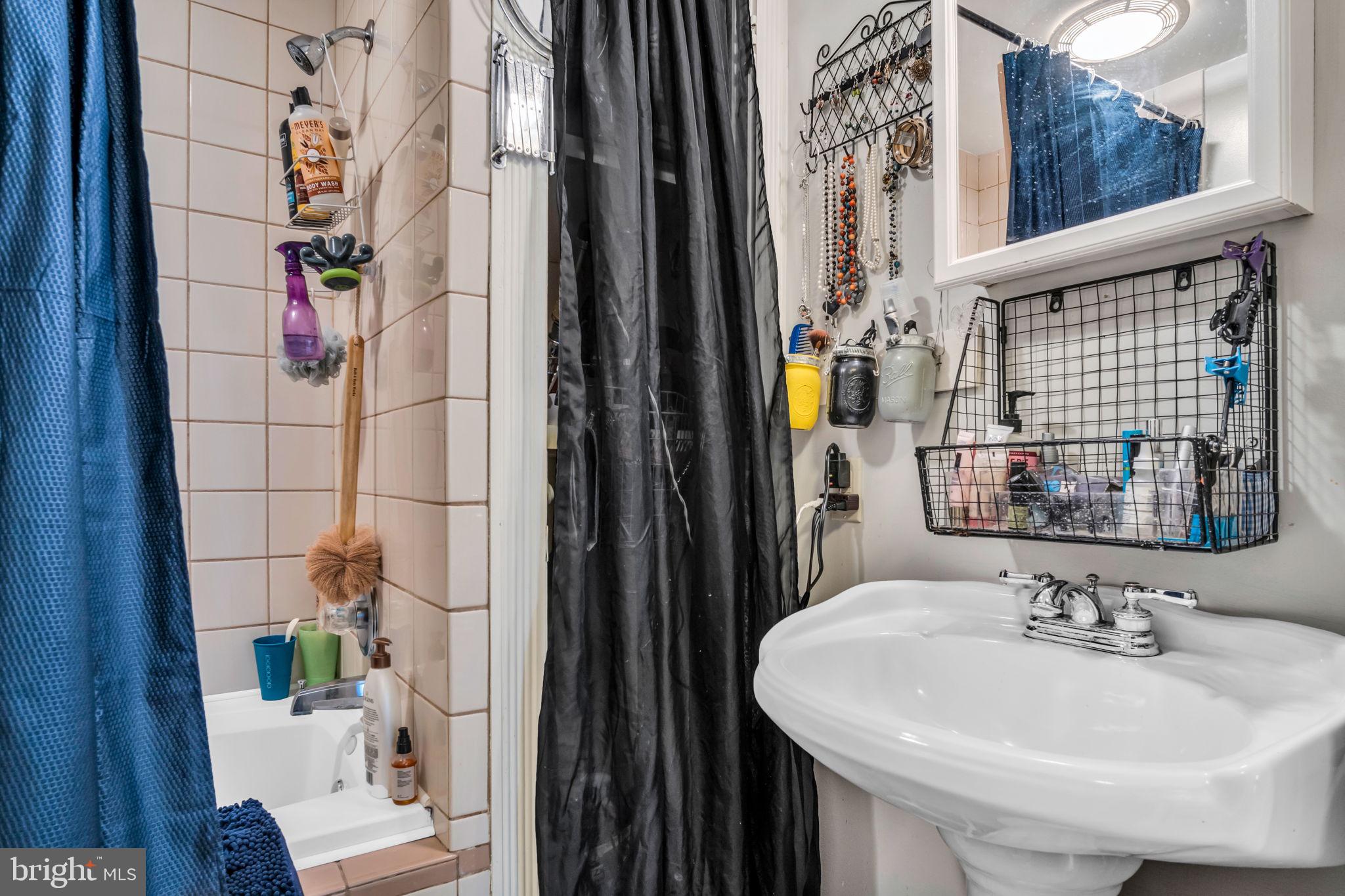 204 Stonehouse Road Carlisle, PA 17015 - Photo 19 of 33