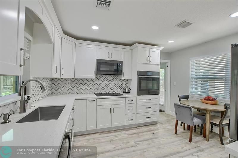 702 West Camino Real  