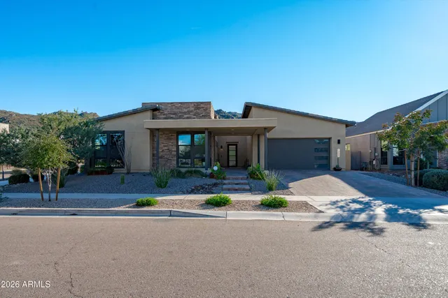 $1,199,900 | 1353 East Paseo Way, Phoenix, AZ 85042