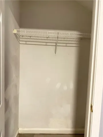 $1,800 | 132 Pavilion Avenue, Providence, RI 02905