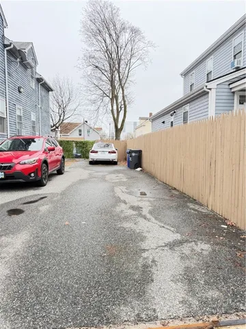 $1,800 | 132 Pavilion Avenue, Providence, RI 02905
