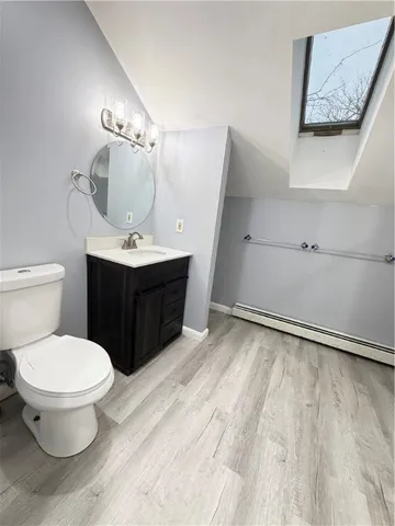 $1,800 | 132 Pavilion Avenue, Providence, RI 02905