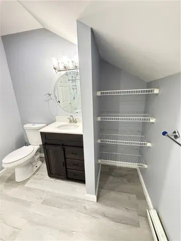 $1,800 | 132 Pavilion Avenue, Providence, RI 02905