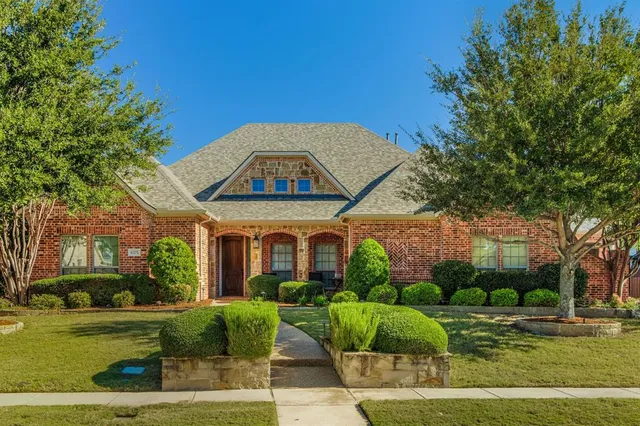 $1,049,000 | 6205 Emmas Court, Colleyville, TX 76034