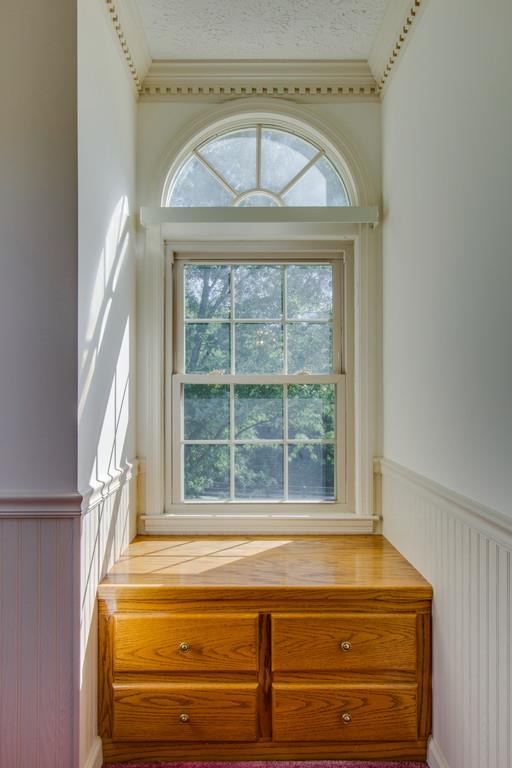 2352 Tom Fitzgerald Road Columbia, TN 38401 - Photo 19 of 30 a view of front door with a mirror