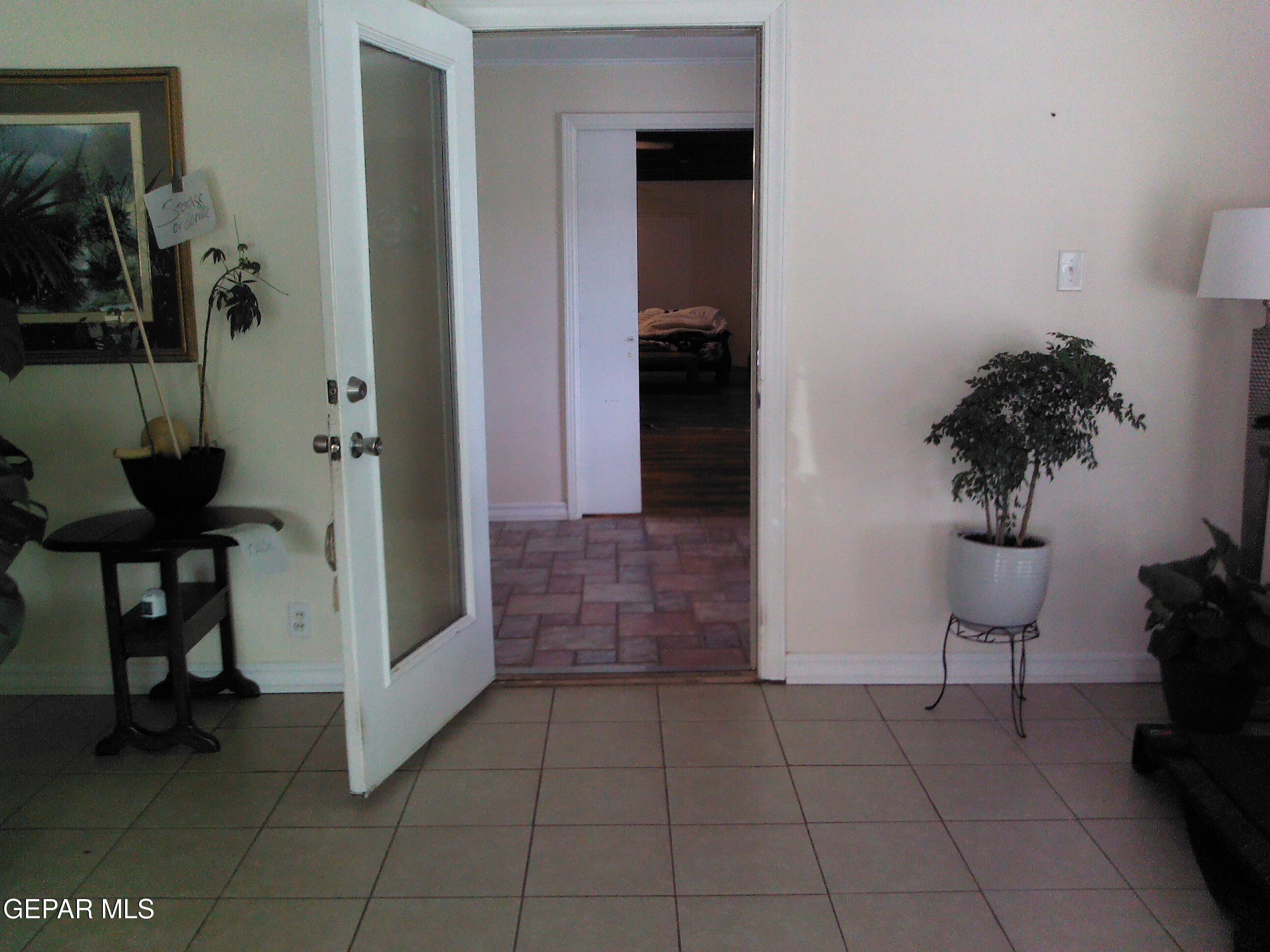 500 Tamarisk Street Anthony, TX 79821 - Photo 13 of 28 IMG_20081231_182025