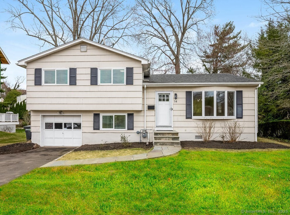 14 Amherst Road Greenwich, CT 06878 - Photo 1 of 32