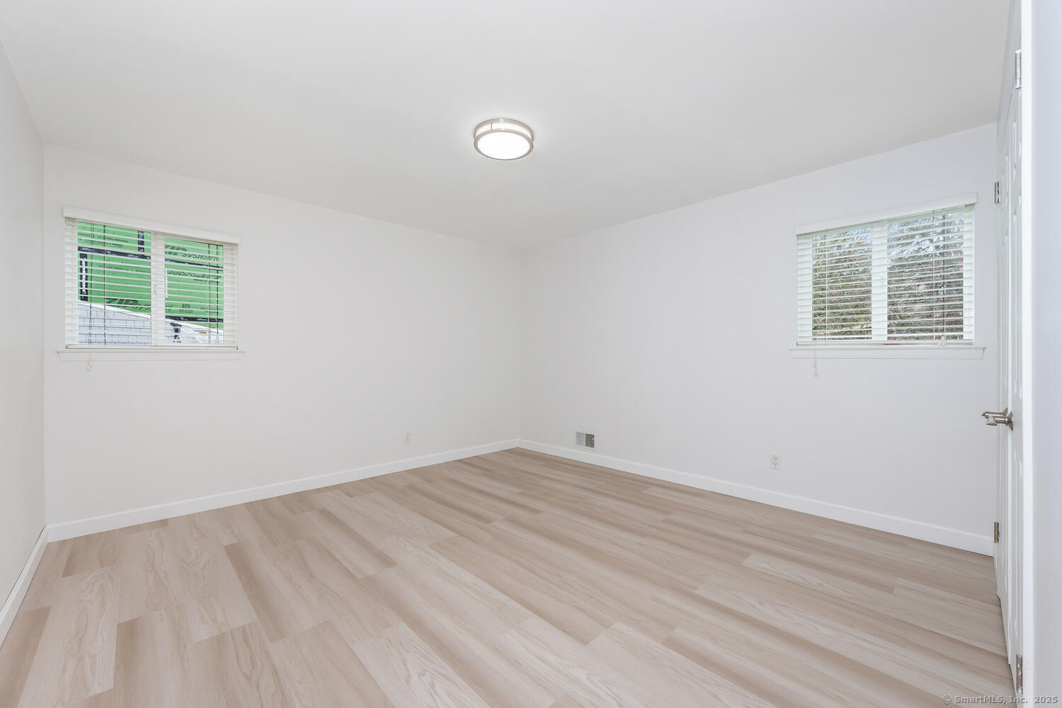 14 Amherst Road Greenwich, CT 06878 - Photo 16 of 32