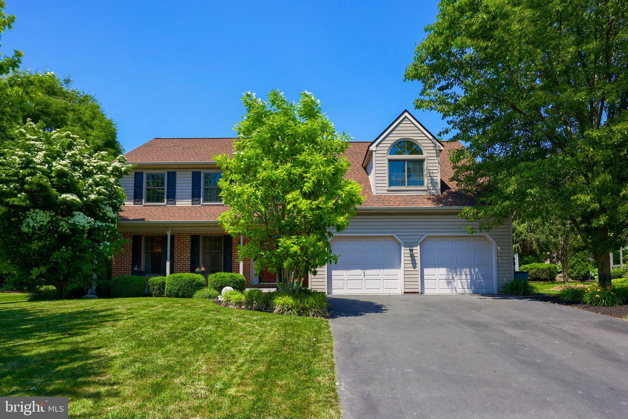 157 Kings Gate Drive Lititz, PA 17543 - Photo 1 of 59