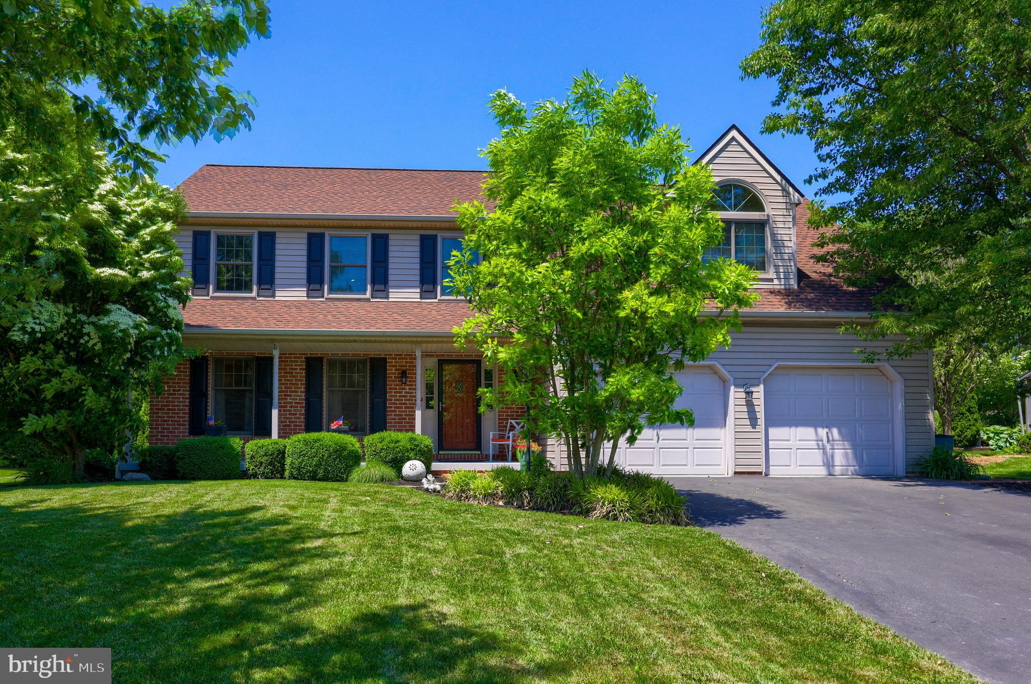157 Kings Gate Drive Lititz, PA 17543 - Photo 2 of 59