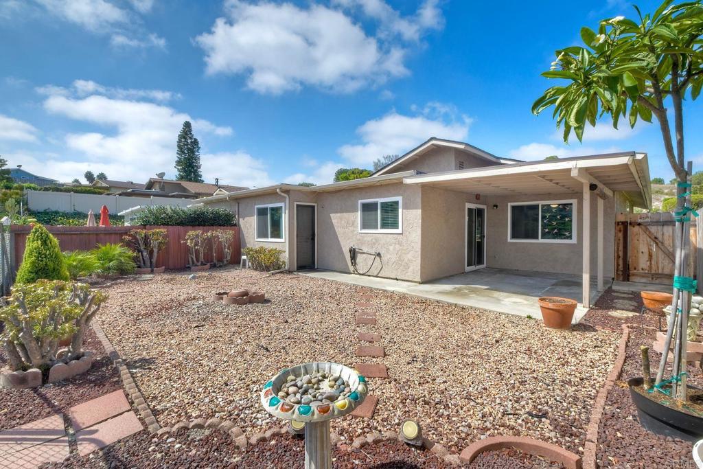 1344 Panorama Ridge Road Oceanside, CA 92056 - Photo 22 of 25 Gallery Image 22
