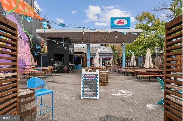 $3,850 | 2015 13th Street Northwest, Unit 2, Washington, DC 20009