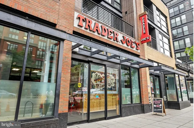 $3,850 | 2015 13th Street Northwest, Unit 2, Washington, DC 20009