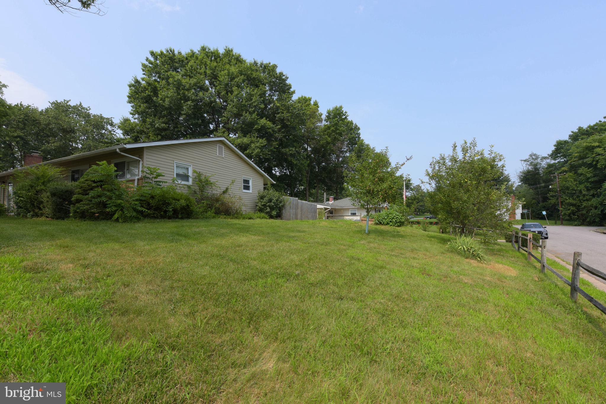 902 Regency Road Woodbridge, VA 22191 - Photo 25 of 34 Gallery Image 25