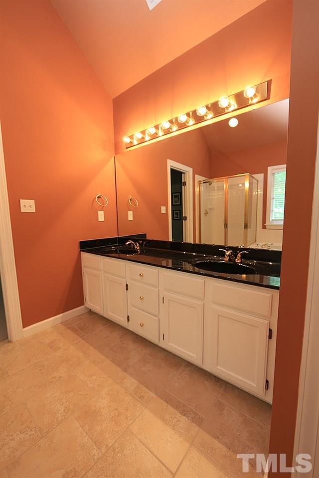 8504 Bluff Pointe Court Raleigh, NC 27615 - Photo 15 of 25 Gallery Image 15