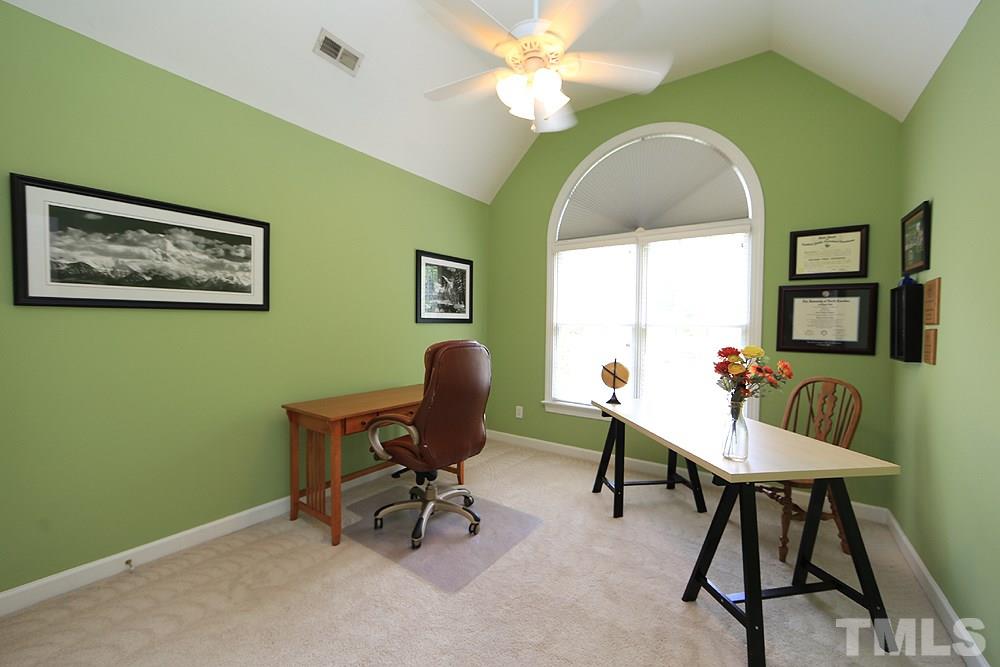 8504 Bluff Pointe Court Raleigh, NC 27615 - Photo 18 of 25 Gallery Image 18