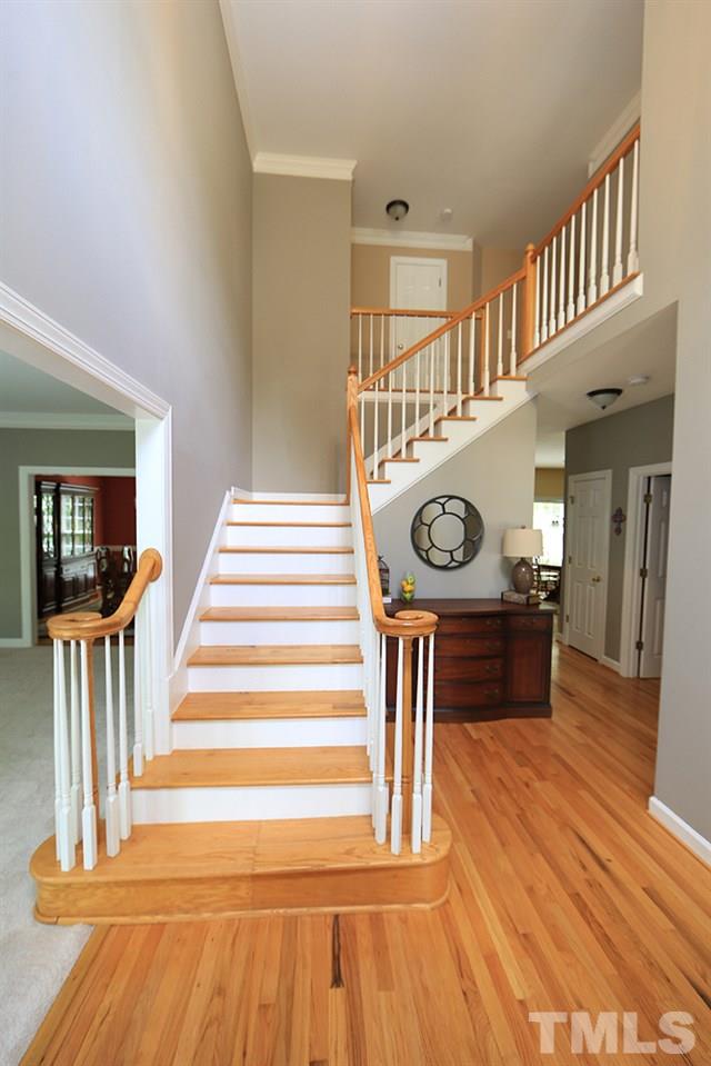 8504 Bluff Pointe Court Raleigh, NC 27615 - Photo 3 of 25 Gallery Image 3