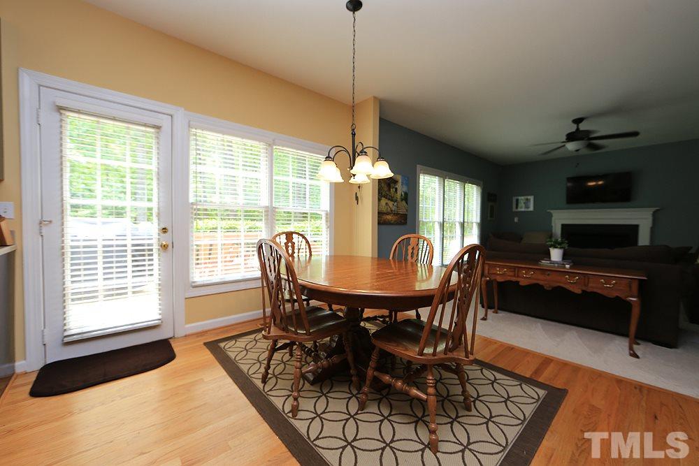 8504 Bluff Pointe Court Raleigh, NC 27615 - Photo 9 of 25 Gallery Image 9