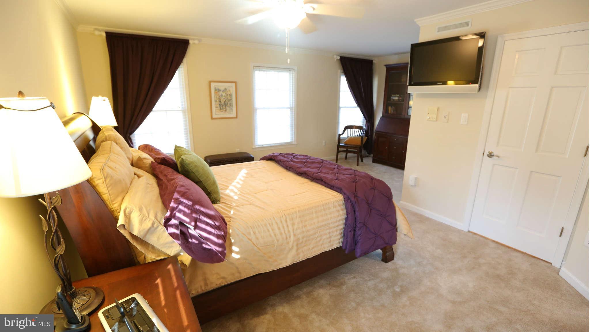 11883 Fawn Ridge Lane Reston, VA 20194 - Photo 16 of 30 Bedroom (Master)