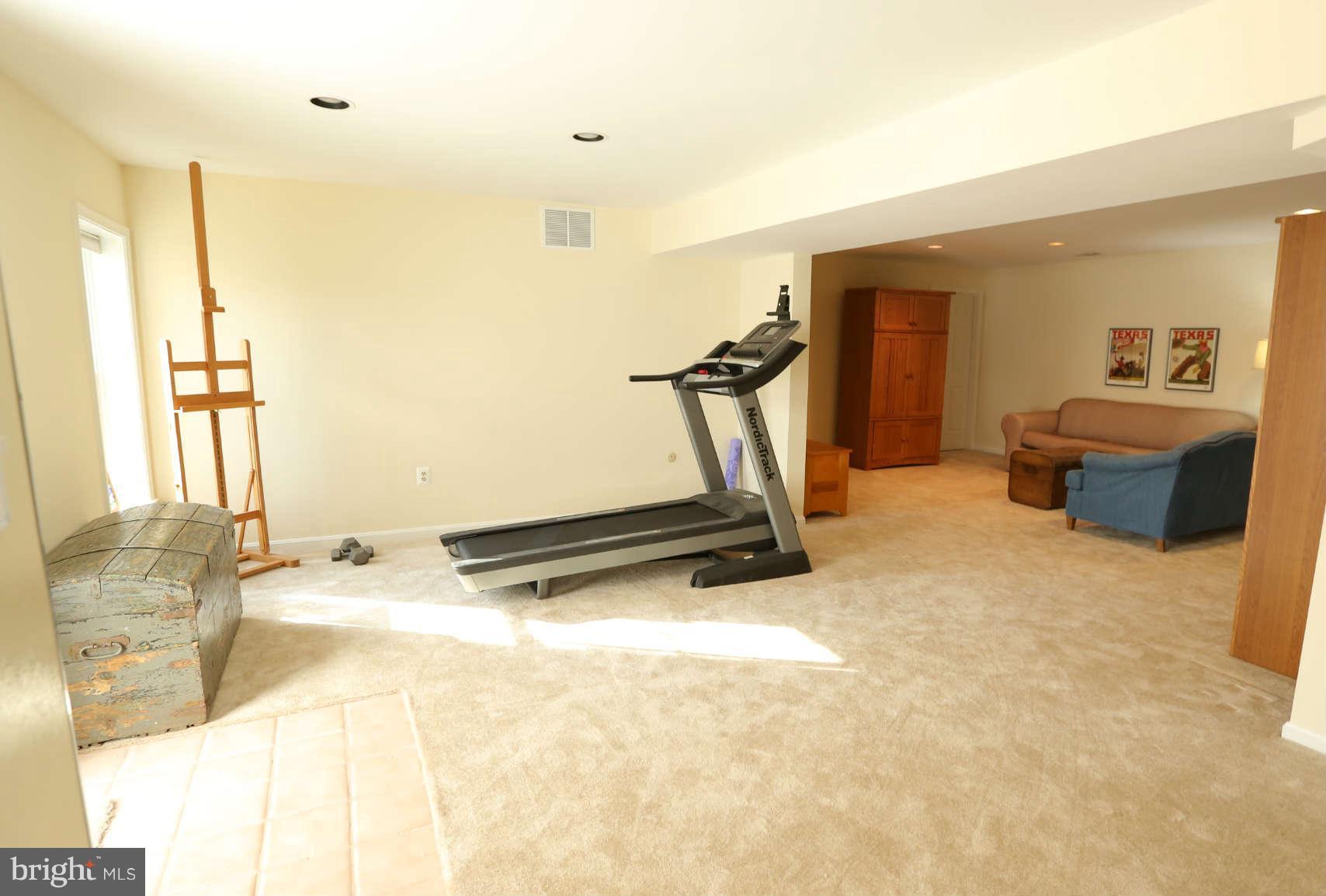 11883 Fawn Ridge Lane Reston, VA 20194 - Photo 23 of 30 Bedroom