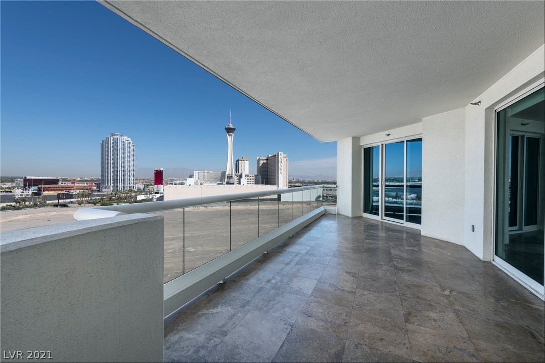 2747 Paradise Road, Unit 904 Las Vegas, NV 89109 - Photo 17 of 22 Gallery Image 17