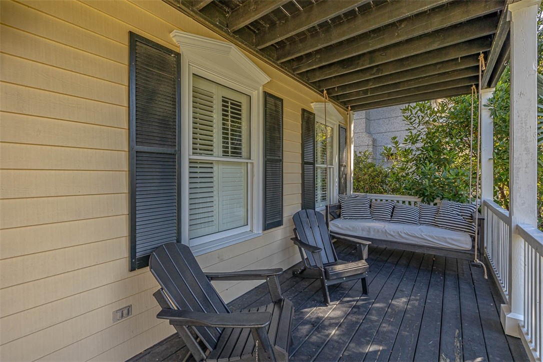 122 Rosemont Street St. Simons Island, GA 31522 - Photo 4 of 33
