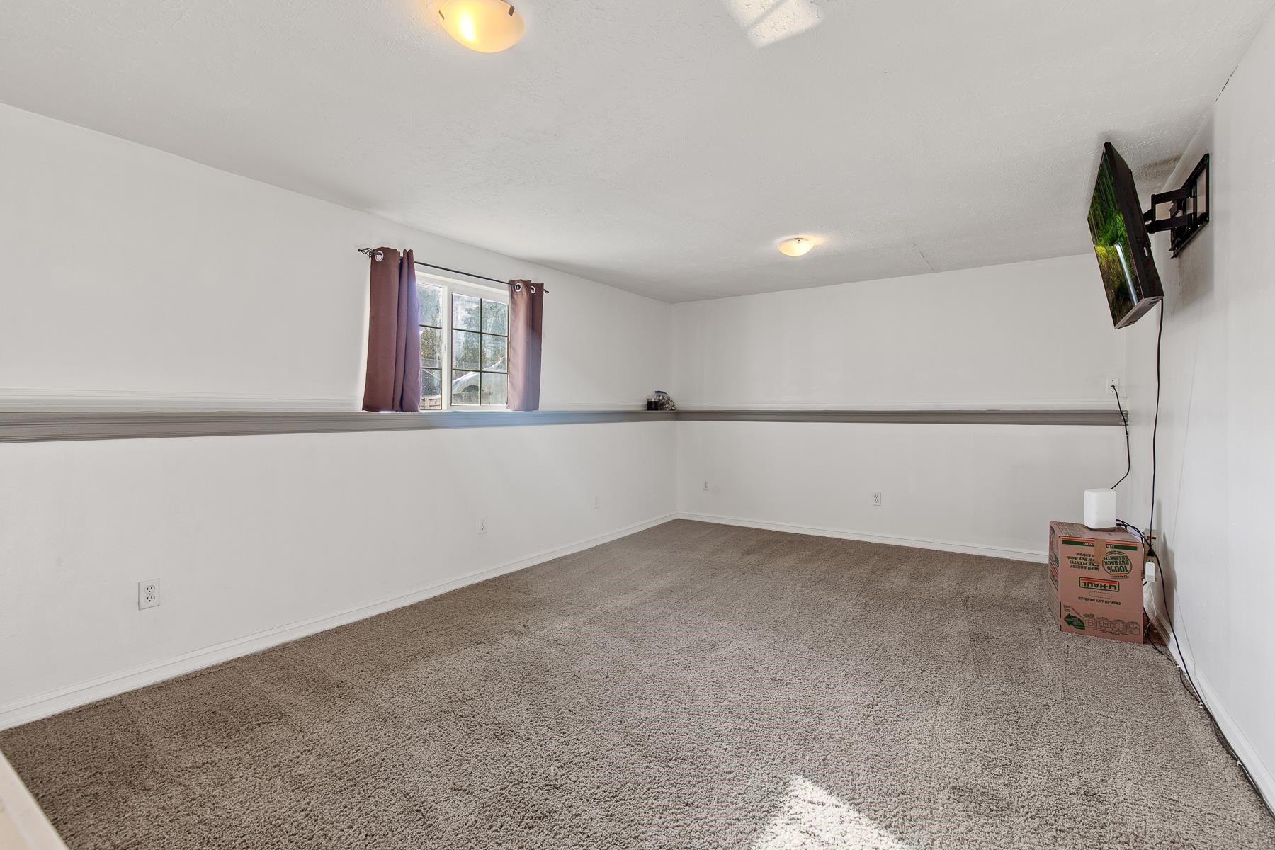 11313 East 33rd Avenue Spokane, WA 99206 - Photo 15 of 24