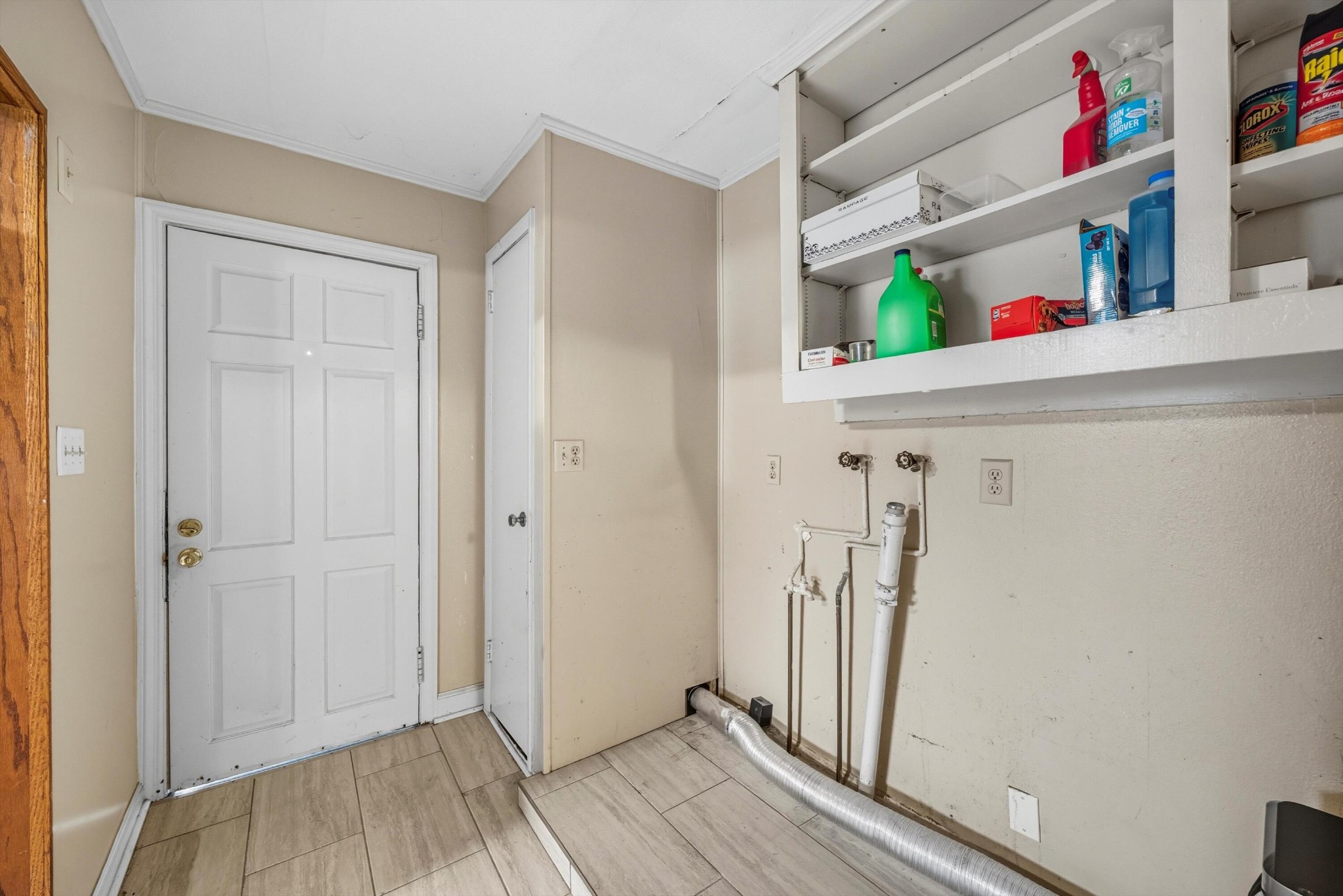 520 Bacon Trail Chattanooga, TN 37412 - Photo 13 of 23 a view of an entryway with wooden floor