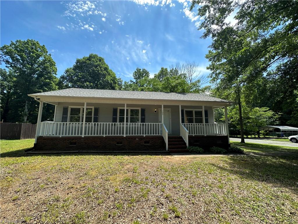 109 Pineview Road Gibsonville, NC 27249 - Photo 2 of 28 Gallery Image 2