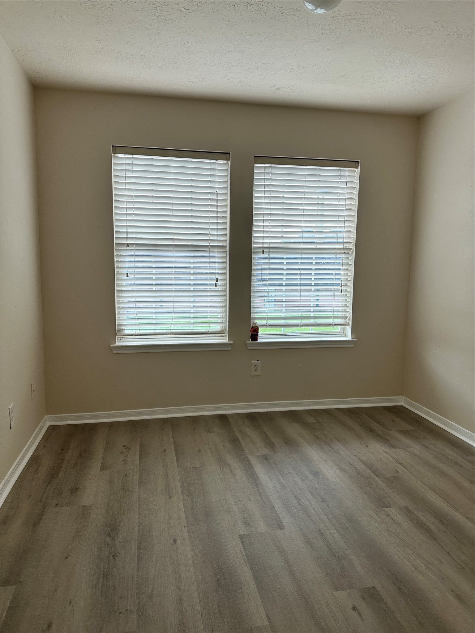 6942 Paris Street, Unit B Houston, TX 77021 - Photo 5 of 17