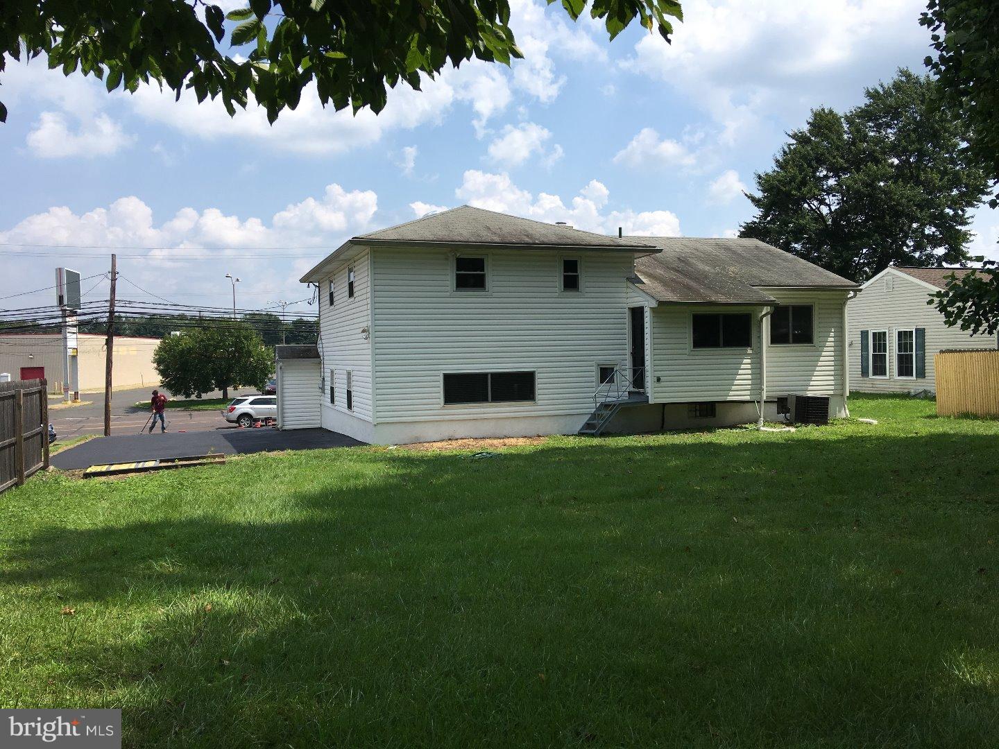 1090 York Rd. Warminster, PA 18974 - Photo 4 of 22 Exterior Back