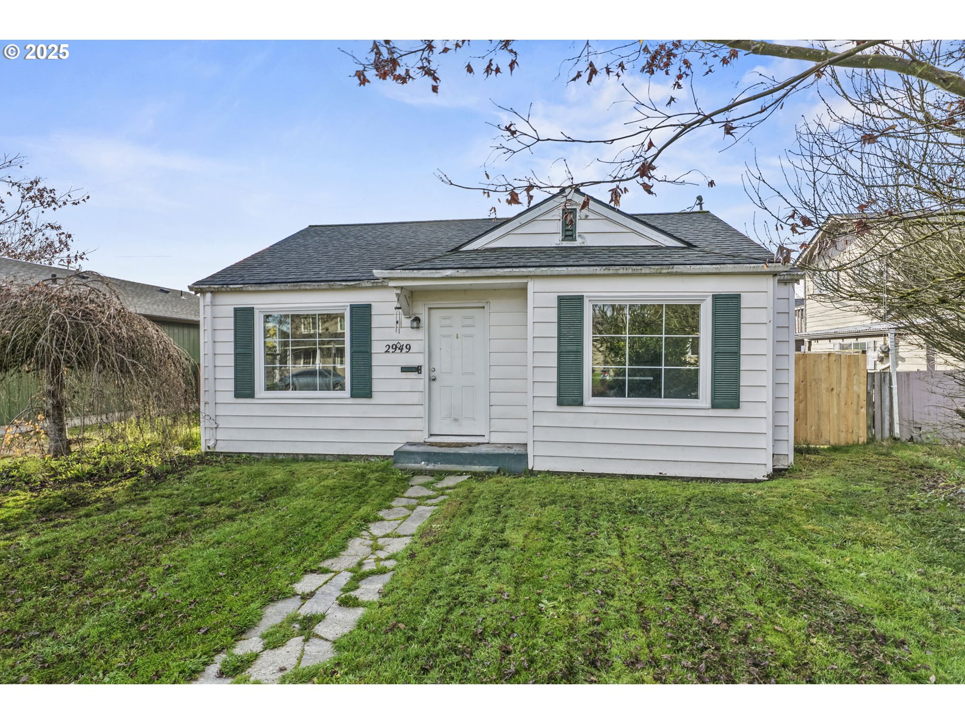 2949 Dover Street Longview, WA 98632 - Photo 2 of 26 Gallery Image 2