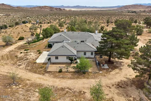 $750,000 | 13088 Sunset Drive, Lucerne Valley, CA 92356
