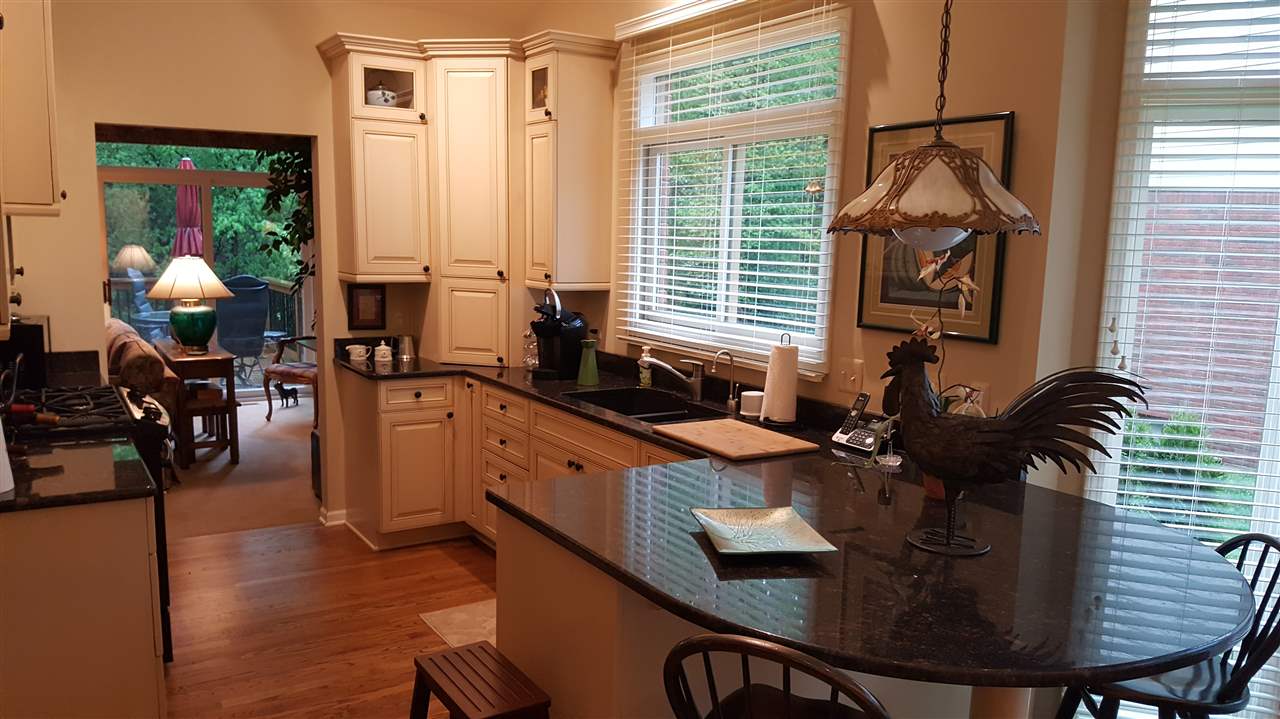 1130 Bluebird Drive Rochester, MI 48307 - Photo 5 of 66 31320407-4.JPG