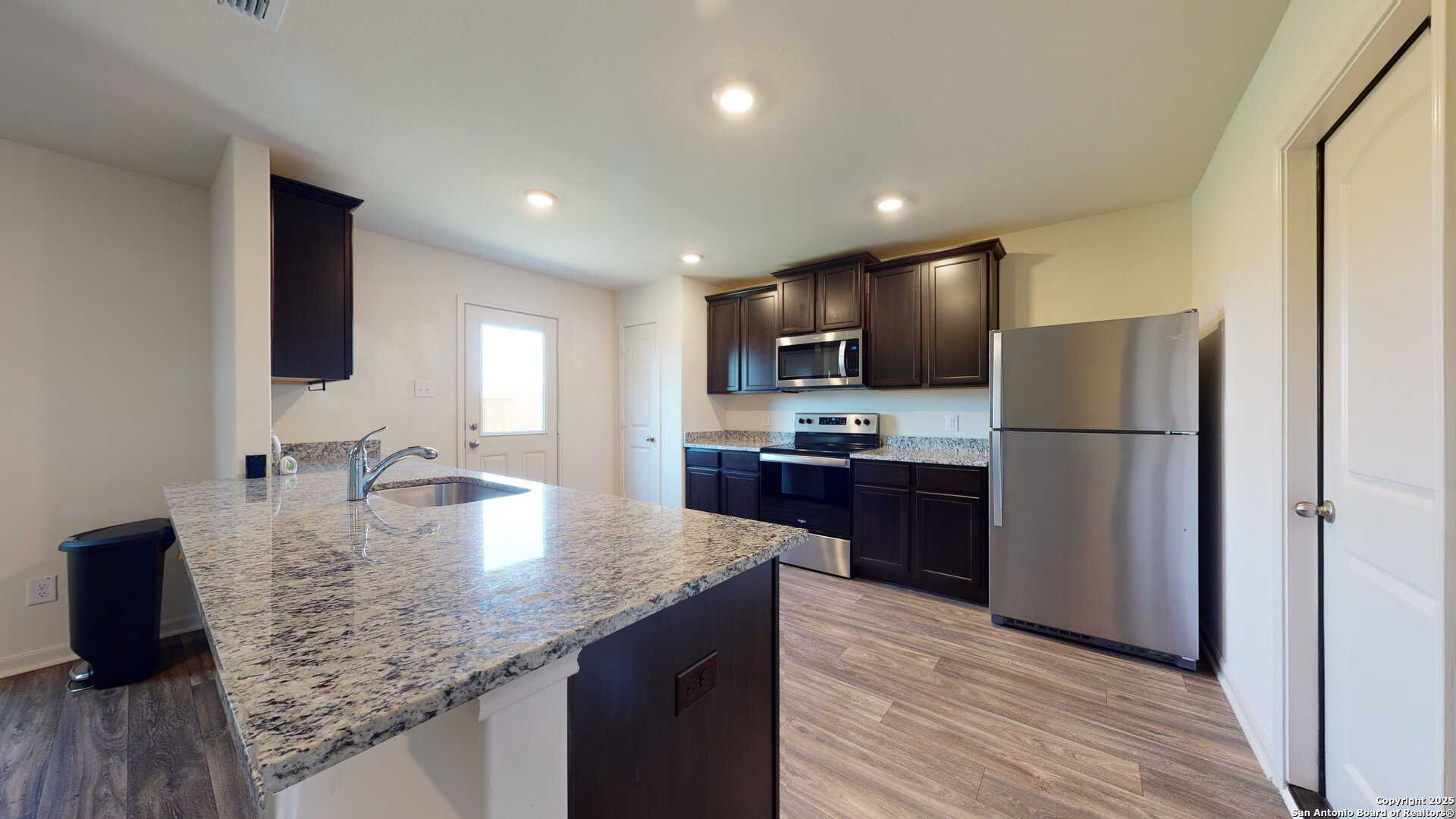 10927 Chatham Court Converse, TX 78109 - Photo 1 of 32