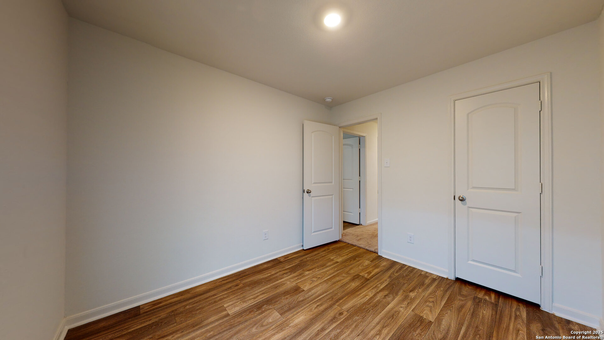 10927 Chatham Court Converse, TX 78109 - Photo 20 of 32