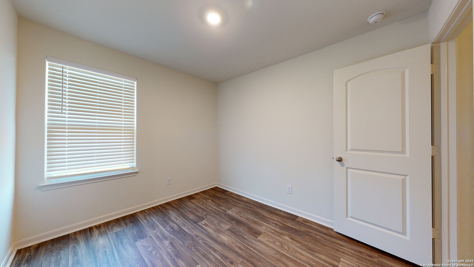 10927 Chatham Court Converse, TX 78109 - Photo 21 of 32