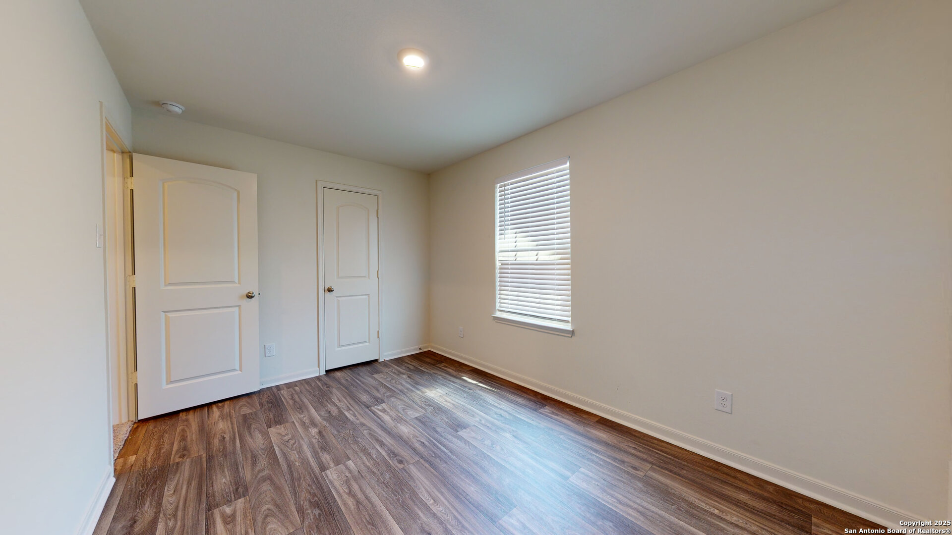 10927 Chatham Court Converse, TX 78109 - Photo 23 of 32