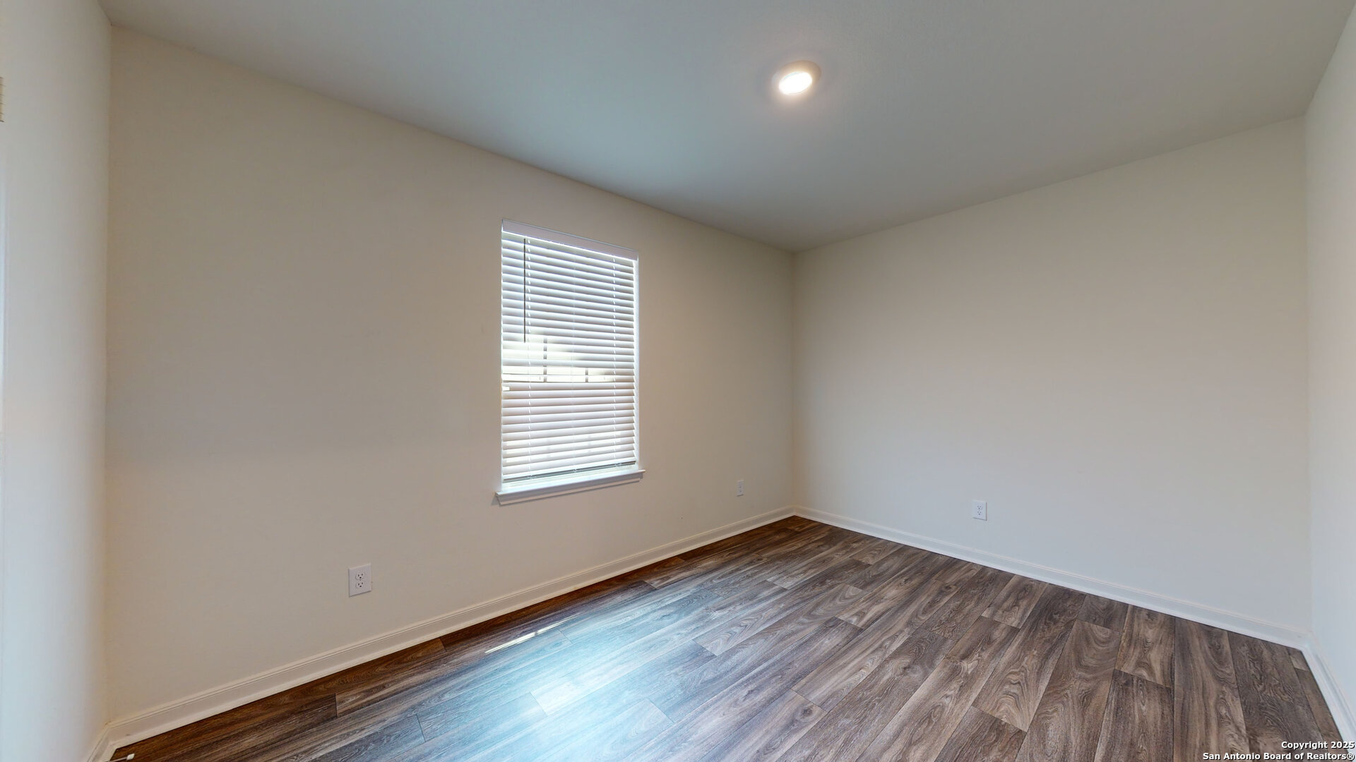 10927 Chatham Court Converse, TX 78109 - Photo 24 of 32