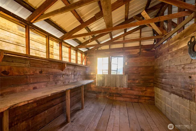 $350,000 | 4521 Highway 25 South, Hunters, WA 99137