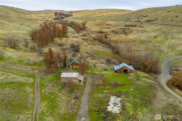 $350,000 | 4521 Highway 25 South, Hunters, WA 99137